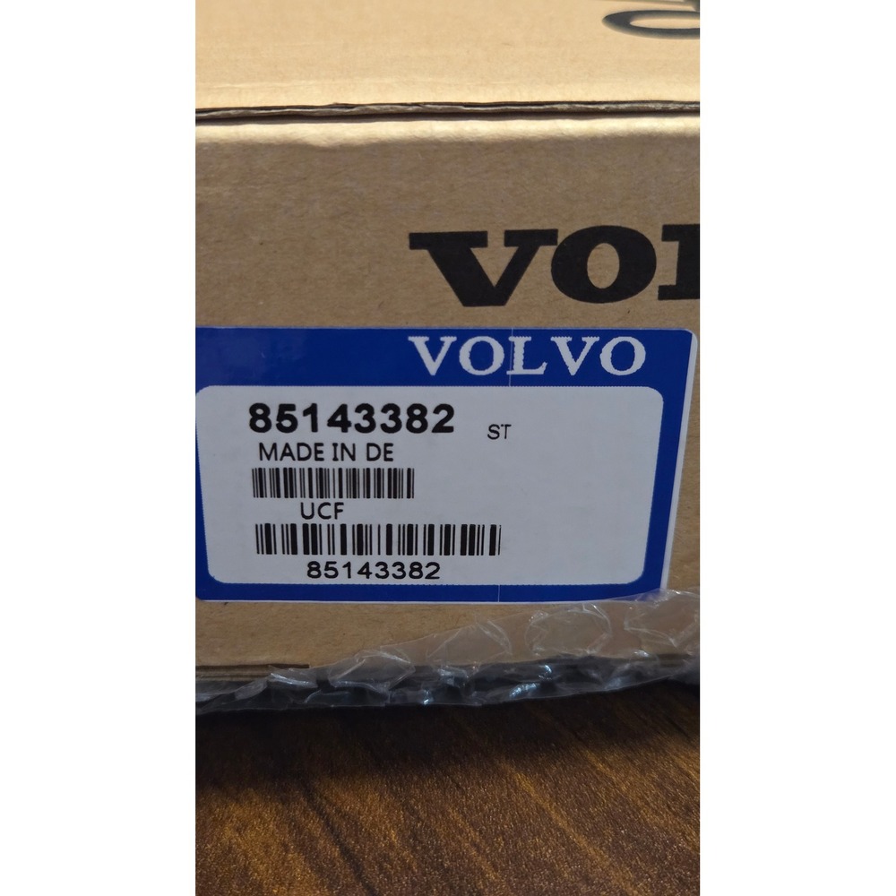Volvo Fuel Injector Unit 85143382 Genuine OEM Diesel Engine Part Made in Germany